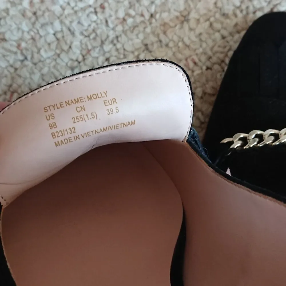Kate Spade Molly pump with chain details size 8.5